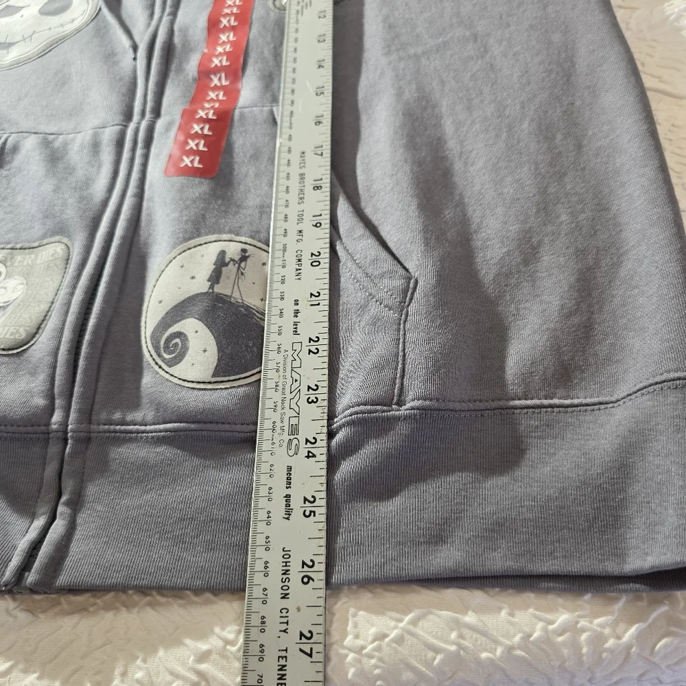 NWT Disney Nightmare Before Christmas Multi-Patch Full Zip Hoodie Gray XL - Picture 6 of 6